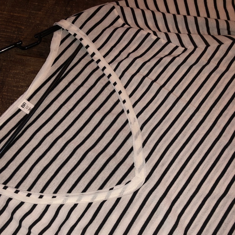 Nordstrom b/w stripe tee